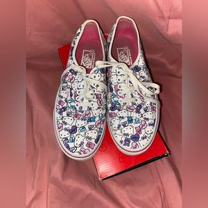 Hello Kitty Vans Authentic Lo Pro shoes